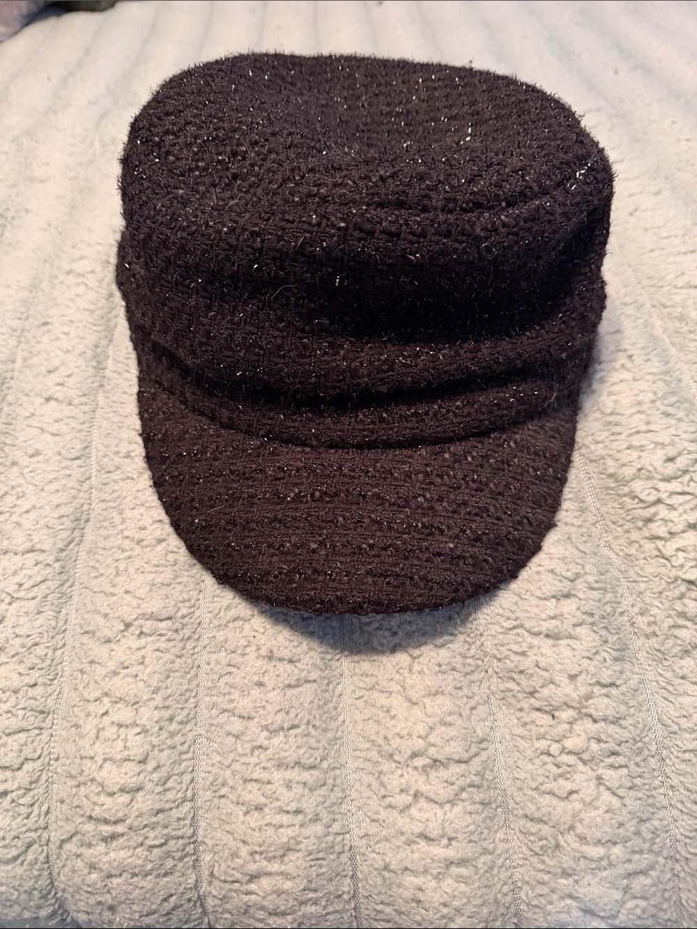 Black Women's Knit Baker Boy Cap slightly glittery